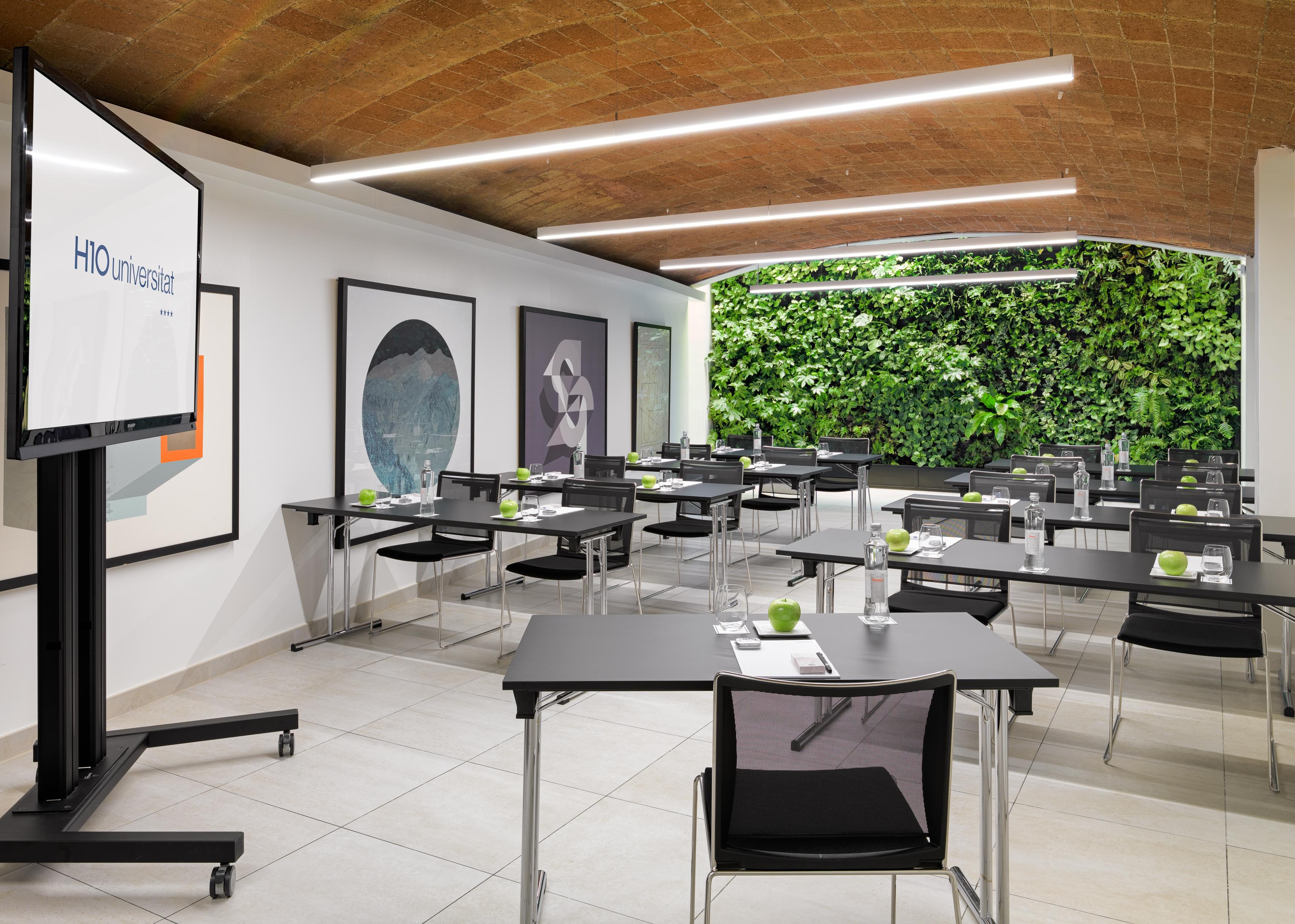 H10 Universitat (adults Only) Hotel 4*