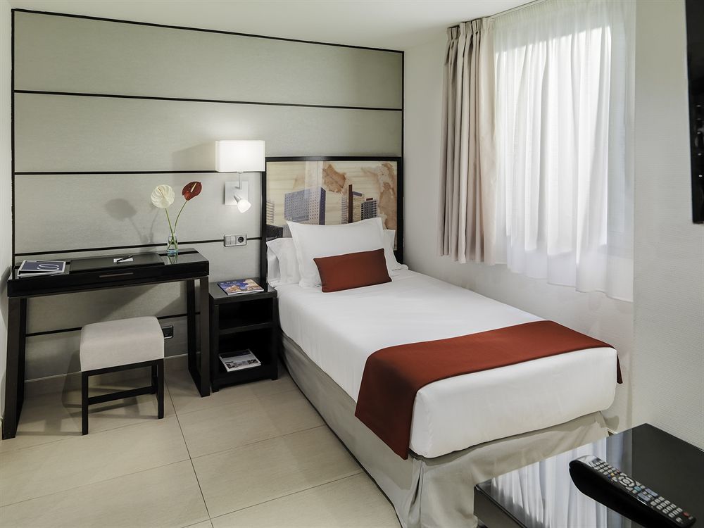 H10 Universitat (adults Only) 4*